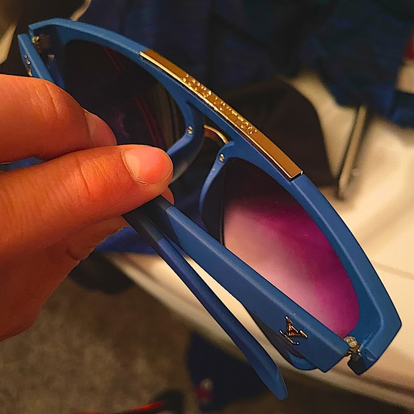 Meet your Posher, Cory - Picture 1 of 1